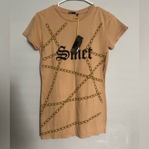 NWT Smet by Christian Audigier Chain Print Graphic
Tee - Tan/Gold - Y2K Vintage